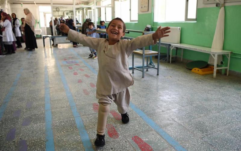 Afganistán, la sonrisa de la victoria sobre la vida.